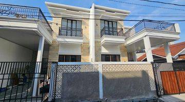 Gambar 1 Dijual rumah full renovasi harga murah dalam kompleks