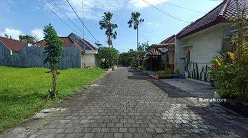 Gambar 1 For Rent Brand New Townhouse Bale Village Canggu Furnished