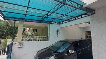 Gambar 1 Rumah 2 lantai di komplek cipinang indah