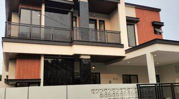 Gambar 1 Rumah Modern Brand New Siap Huni Di Griya Loka Bsd 