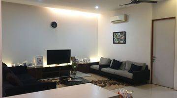 Gambar 4 Rumah Premium Full Furnished 2 Lantai Di Taman Royal 2, Cipondoh