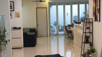 Gambar 3 Rumah Premium Full Furnished 2 Lantai Di Taman Royal 2, Cipondoh