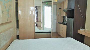 Gambar 1 Apartemen Green Bay 