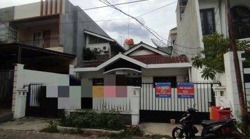 Gambar 5 Rumah Sunter 1 Lt Uk10x25=buka 5,6m Nego.selata.jln 3 Mobil.shm.hitung Tanah.perlu Dibangun Baru