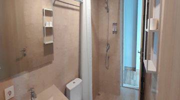 Gambar 4 Disewakan Apartemen Holland Village 4 Kamar Tidur Furnished Sudah Renovasi