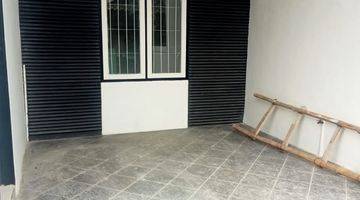 Gambar 1 Di Jual Rumah Sudah Renovasi Hadap Barat Shm Cinere Living Plaza