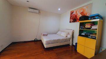 Gambar 4 Disewakan Rumah 2 Lantai Full Furnished Serenia Hill Jaksel