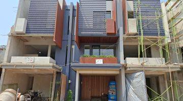 Gambar 1 Rumah Baru Permata Buana The One And Only Solite Residence