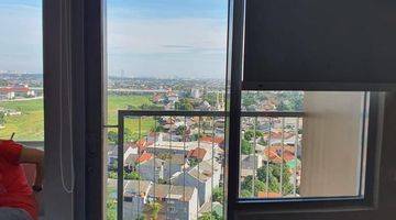 ruang keluarga apartement gateway park of lrt