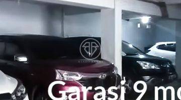 Gambar 4 Rumah 2 Lantai di Jl Wijaya , Kebayoran Baru , Jakarta Selatan