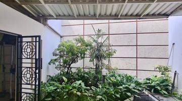 Gambar 5 Dijual Town House ANTASARI 4+2 Kamar Tidur  Bagus