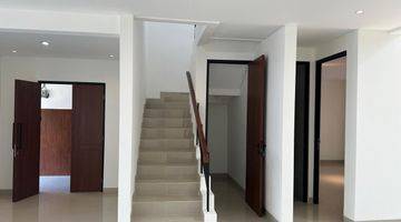 Gambar 5 Dijual Brand New House Gaya Minimalis Modern 5 Kamar Tidur Di Bintaro