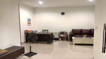 Gambar 4 Dijual Rumah 4 Bedroom  Semi Furnished Di Lebak Bulus