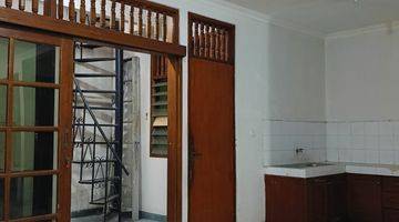 Gambar 4 Jual Cepat Rumah Murah Siap Huni Komplek Ampera Jakarta