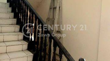 Gambar 2 Rumah Dijual Dengan Harga Sangat Murah. Menteng. Jakarta Pusat