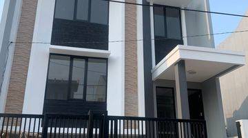 Gambar 1 Rumah Brand New Imperial Gading