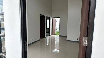 Gambar 3 Dijual Rumah Siap Huni di Perumahan Grand East, Masangan, Sidoarjo