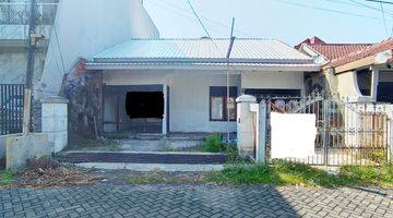 Gambar 5 Rumah di Jl rungkut asri SHM