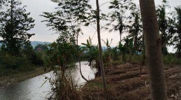 Gambar 1 Tanah Nempel Jalan Listrik Air Telah Tersesdia View  Pegunungan