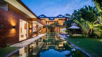 Gambar 3 ESTABLISHED 4 BEDROOMS LUXURY VILLA IN CENTRAL SEMINYAK