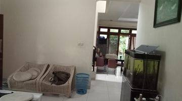 Gambar 3 Rumah Hook di Kemang Pratama Bekasi SHM