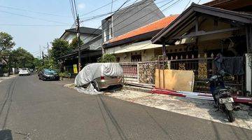 Gambar 3 Dijual Rumah 1,5 Lantai Akses Jalan 2 Mobil Lebar Lokasi Strategis 