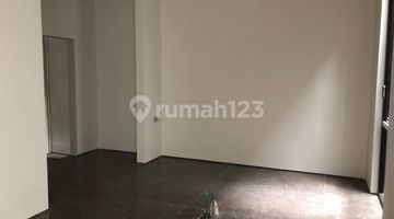 Gambar 5 Rumah dijual di taman permata buana jakarta barat 