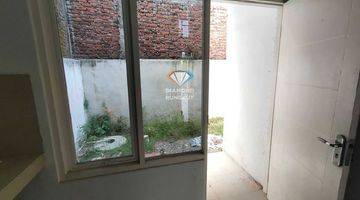 Gambar 5 Rumah Bagus Unfurnished SHM di Sidoarjo, Sidoarjo