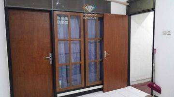 Gambar 3 Rumah 2 Lantai Bagus Furnished SHM di Mulyosari, Surabaya