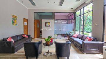 Gambar 3 Dijual Apartemen Hampton Park 3BR Furnished Bagus 