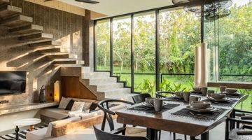 Gambar 2 Beautiful Luxury 3 Bedrooms Villa di Canggu, Badung 122 M SHM