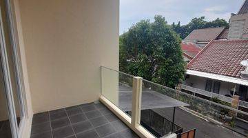 Gambar 4 Rumah Baru  Bagus 2 Lantai Bintaro sektor 9