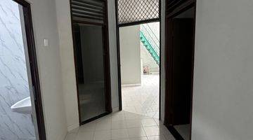 Gambar 4 Rumah Bagus Siap Huni Semi Furnished Di Meadow Green   