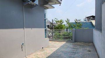 Gambar 1 Di Jual Cepat Rumah Bagus 2lt Di Lingkungan Elite Bintaro