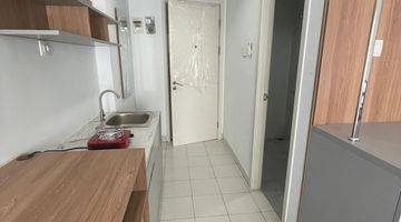 Gambar 4 Dijual Unit Studio Apartemen Urbano Siap Huni Furnish Dekat Stasiun