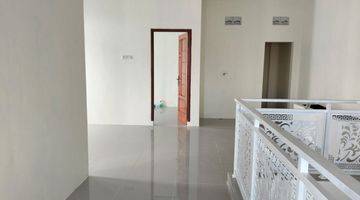 Gambar 4 Rumah 2 Lantai Bagus Unfurnished di Harapan Indah, Bekasi b0990 