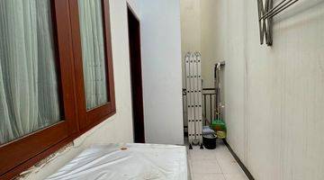 Gambar 5 Rumah 2 Lantai Bagus Semi Furnished di Cluster Harapan Indah, Bekasi b0899 