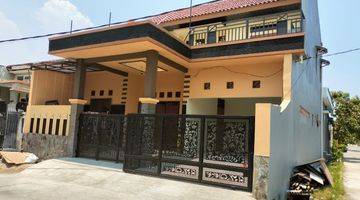 Gambar 1 Rumah 2 Lantai Bagus Unfurnished di Harapan Indah, Bekasi b0990 