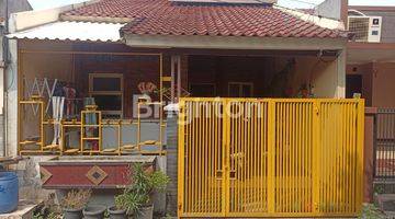 Gambar 1 Rumah nempel ke Alam sutera di Cluster Ubud Duta Bintaro