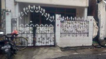 Gambar 1 Di Jual Rumah di Jalan Rembang, Surabaya