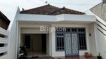 Gambar 1 Rumah Dijual di Tengah Kota di Cendana, Kediri