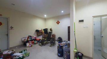 Gambar 5 Dijual Rumah 2 Lantai Taman Surya