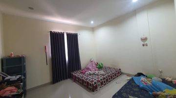 Gambar 5 Dijual Rumah 2 Lantai Taman Surya