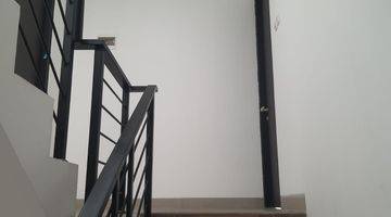 Gambar 5 Dijual rumah 3 lantai Brand new bagus murahndi Sunter Agung