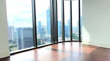 Gambar 4 Private Lift Apartemen St Regis Jakarta Baru Luxurious