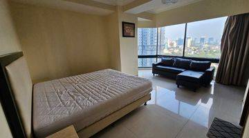 Gambar 3 Disewakan apt taman anggrek 3kt renov low floor furnish siaphuni