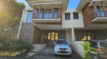 Gambar 5 Luxury Town House Villa Lokasi Strategis Di Jimbaran Bali 