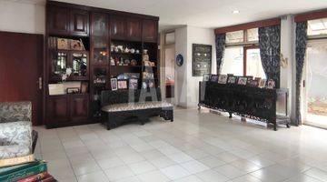 Gambar 3 Rumah Lama  Semi Furnished  Butuh Renovasi