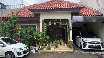 Gambar 1  Rumah Bagus Dijual  Semi Furnished SHM - Sertifikat Hak Milik