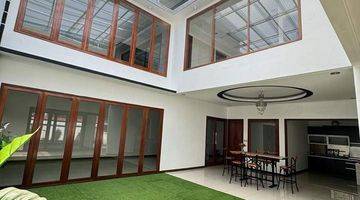 Gambar 2 Rumah Lux Minimalis Modern 2 Lantai Semi Furnished Siap Huni Di Buah Batu Bandung